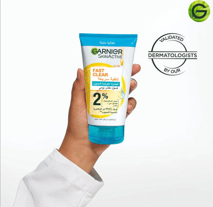 Garnier Fast Clear 3-in-1 Anti-Acne Exfoliating Wash with 2% Salicylic Acid & Vitamin C – Cleanser, Scrub & Mask for Oily and Acne-Prone Skin 150ml